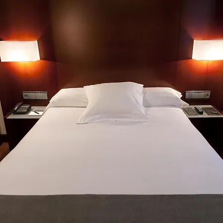 Zenit Hotel 3*