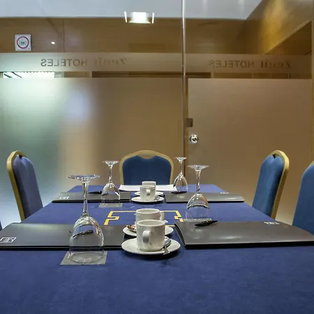 Zenit Hotel 3*