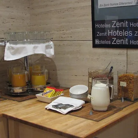 Hotel Zenit