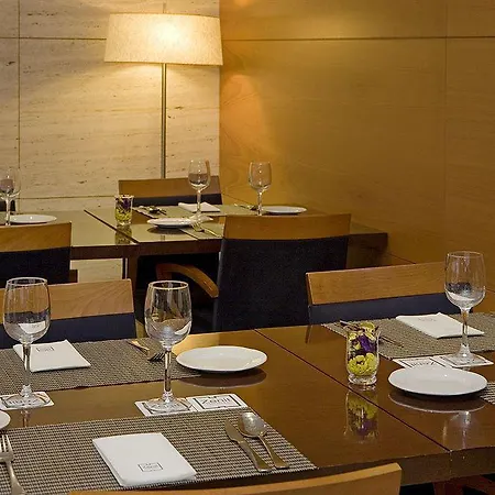 Zenit Hotel 3*