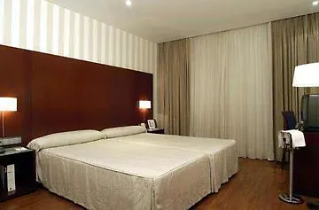 Zenit Hotell 3*